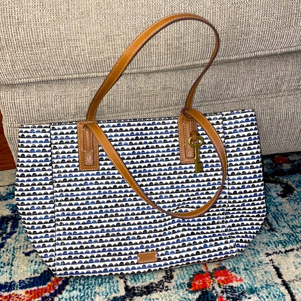 Fossil Tote